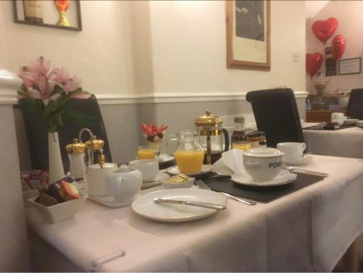Crowndale Torquay - Exclusively For Adults Bed & Breakfast エクステリア 写真